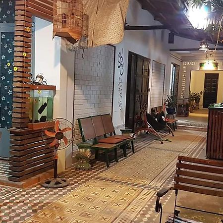 Hoa Lan Motel & Homestay Giong Tu Dien Exteriör bild