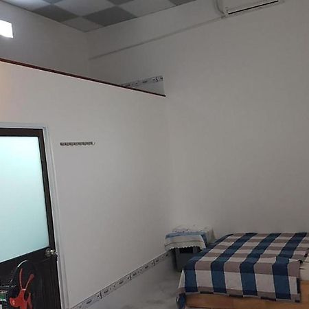 Hoa Lan Motel & Homestay Giong Tu Dien Exteriör bild