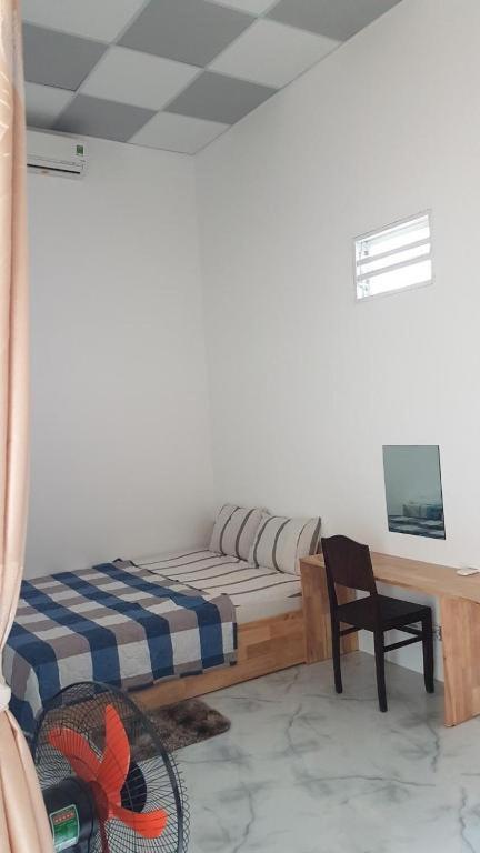 Hoa Lan Motel & Homestay Giong Tu Dien Exteriör bild