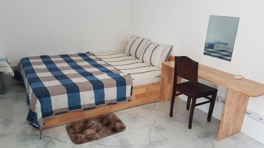 Hoa Lan Motel & Homestay Giong Tu Dien Exteriör bild