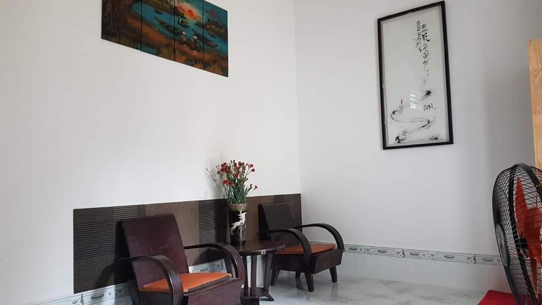 Hoa Lan Motel & Homestay Giong Tu Dien Exteriör bild