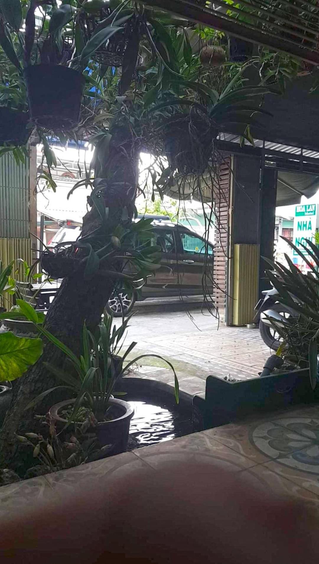 Hoa Lan Motel & Homestay Giong Tu Dien Exteriör bild