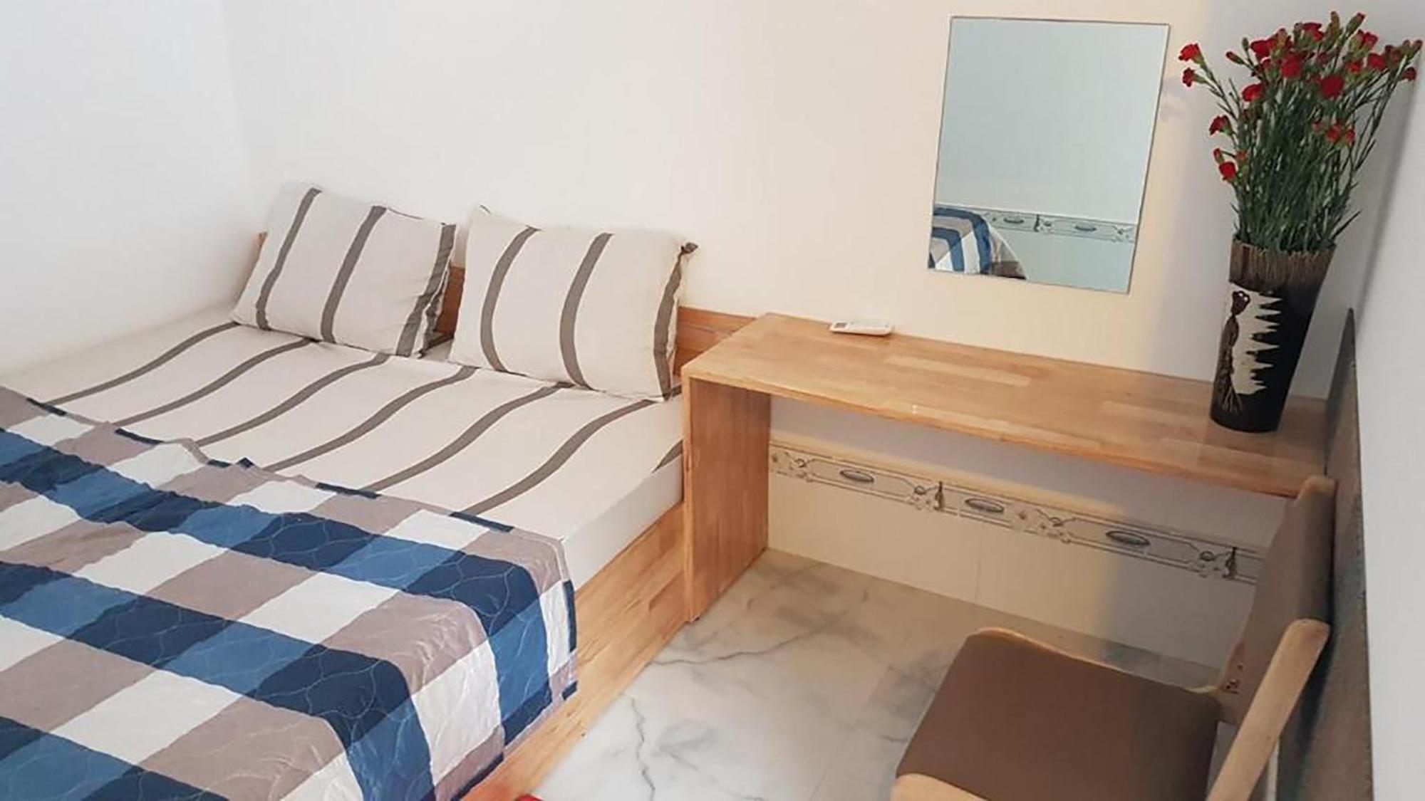 Hoa Lan Motel & Homestay Giong Tu Dien Exteriör bild